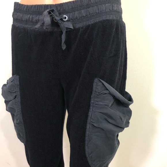 Juicy Couture Capri Pants Terry and Silk - Picture 2 of 4